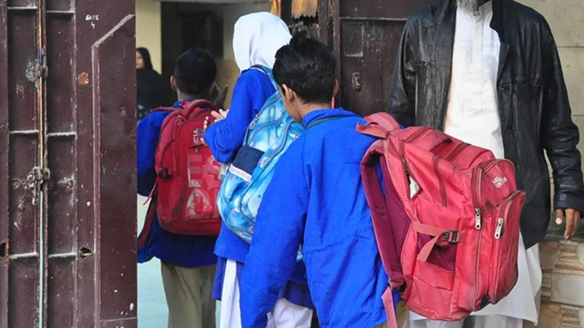 Sindh Changes School Timings Amid Severe Cold Wave